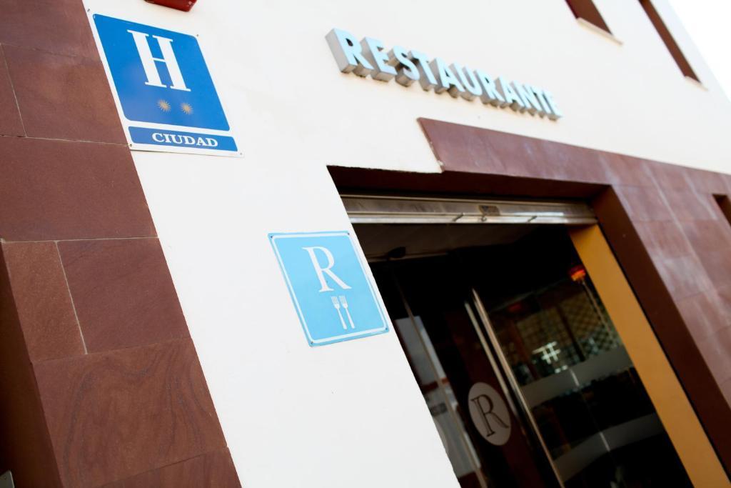 Hotel Rocio 2*